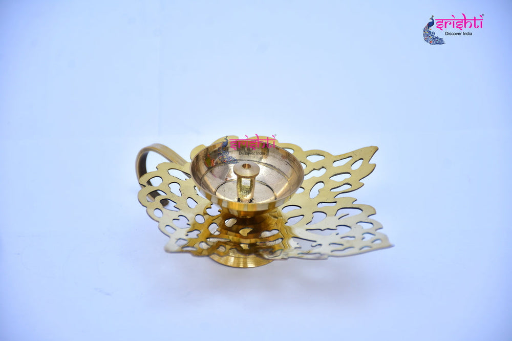 ISKBU-Brass Agal Diya With Handle-M02 (ISMM0037)
