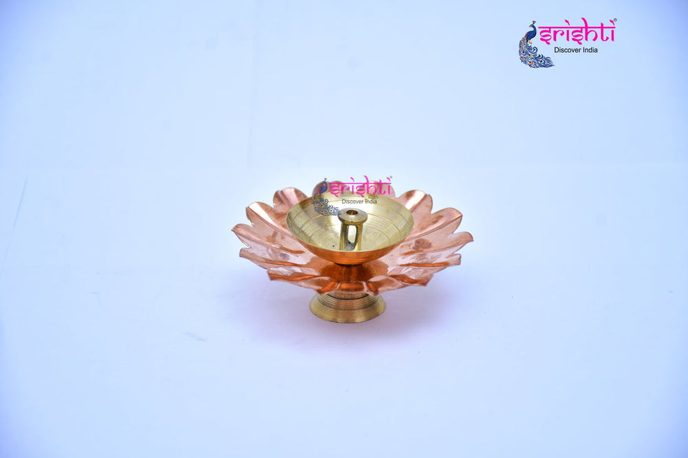 ISKBU-Brass Lotus Agal Diya-M09 (ISMM0047)